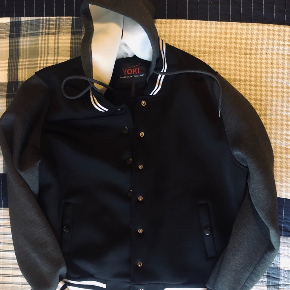 BLACK & WHITE YOKI Hooded Sweatshirt-Style Jacket